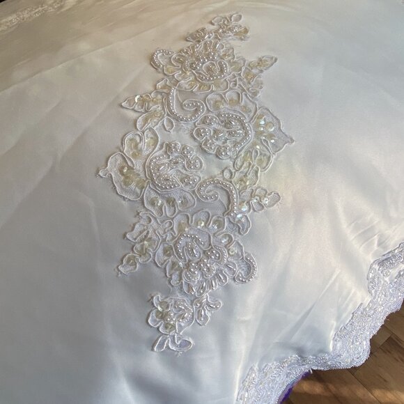 1) Wedding Gown: The Longest Train - Picture 11 of 16